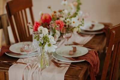 table with pink flowers