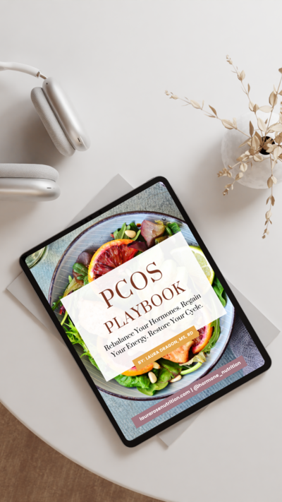 Minimal Aesthetic Ipad On The Table Mockup Instagram Story (3)