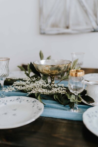 Lake Tahoe Elopement Photographer captures wedding table centerpieces