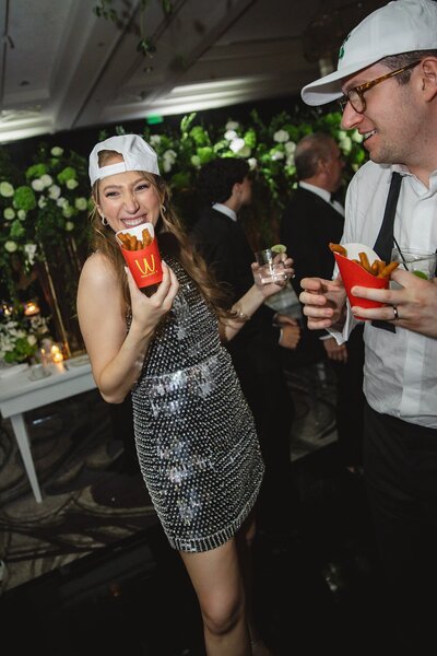 florida-wedding-guest-holding-mcdonalds