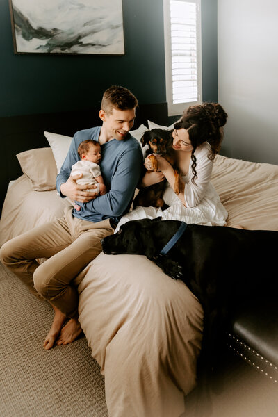 lifestyle newborn photographer