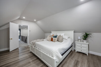 79 Townline primary bdrm (3)