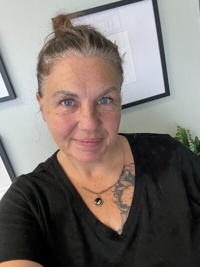 Kristine Caraballo, LMT, Massage Therapist (Essential Kneads) at  Busy Bee Chiropractic