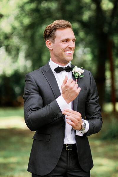 black-tie-groom-getting-ready
