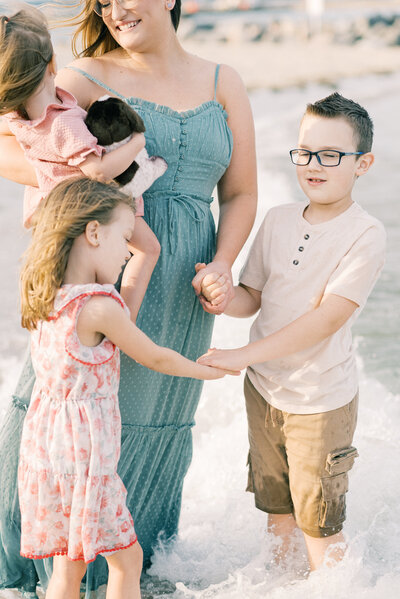 sunset-family-portraits-yorktown-virginia-15