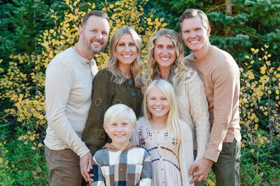 Extended family session in Big Cottonwood Canyon, Utah