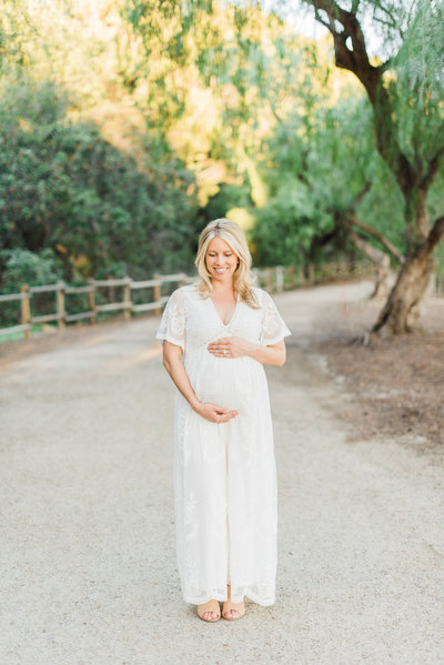 Orange County, CA Fullerton Maternity Session. Beautiful Megan is pregnant and welcome a new baby into her home.