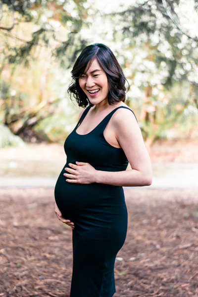 Pregnant momma in LBD holds her belly | Woodinville, WA