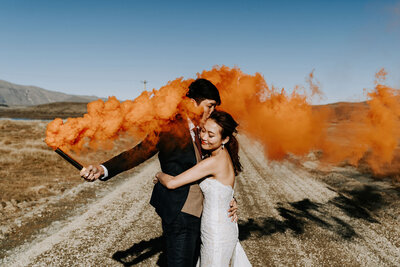 Smoke-Bomb-Bride-and-Groom-elopement