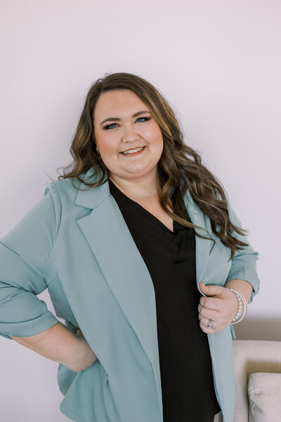 Meet Kayla Walters, founder and master cosmetologist  at Kayla Walters Beauty Collective. With years of experience and a passion for enhancing natural beauty, Kayla specializes in creating flawless bridal looks. Trust her expertise to make you look radiant on your special day