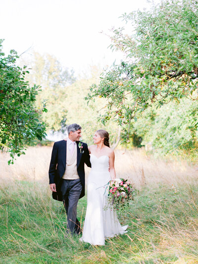 Intimate_Estate_Wedding_Photographer