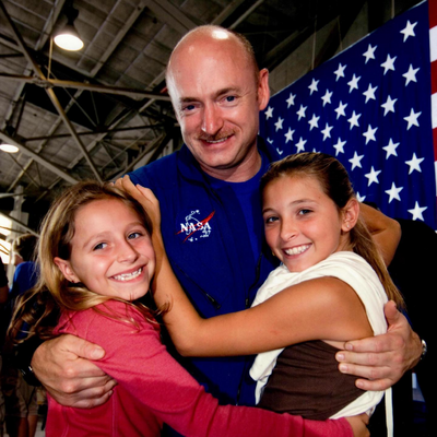 Mark Kelly Daughter Claire Kelly