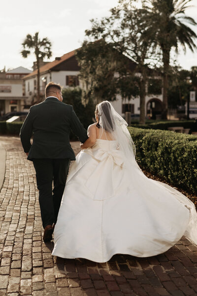 Bride and Groom wedding coordinated by Day of Details.