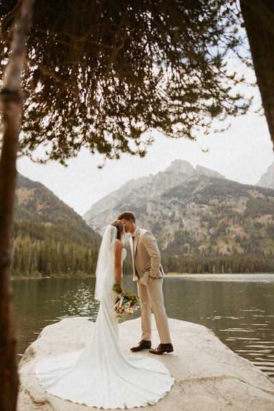 wyoming elopement photographer