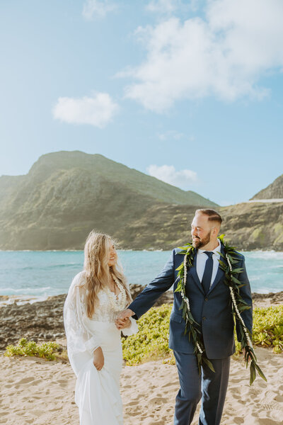 Wedding photos in Oahu