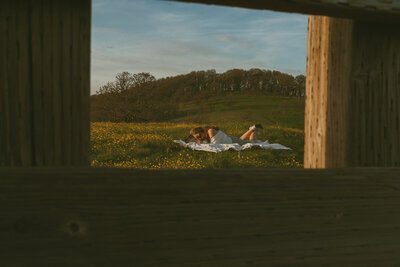 Corvallis, Oregon senior portrait on hillside