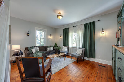 8680 Conc 4 living room (2)