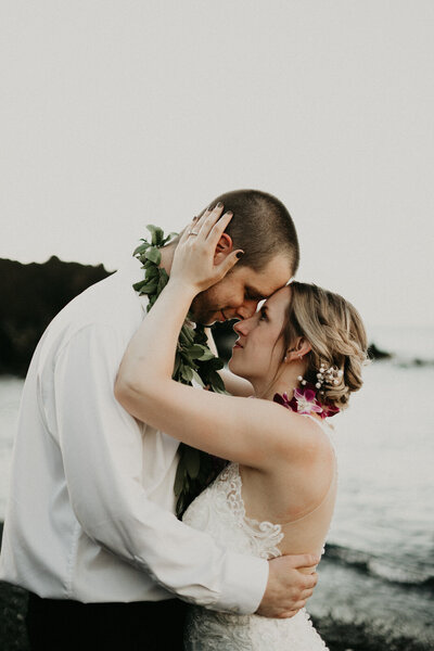 thewanderingb-kiholo-bay-kona-waikoloa-elopement-small-wedding-photography-hawaii-111