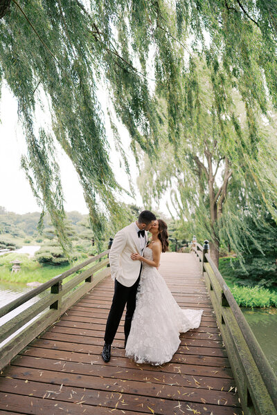 bride and groom first dance