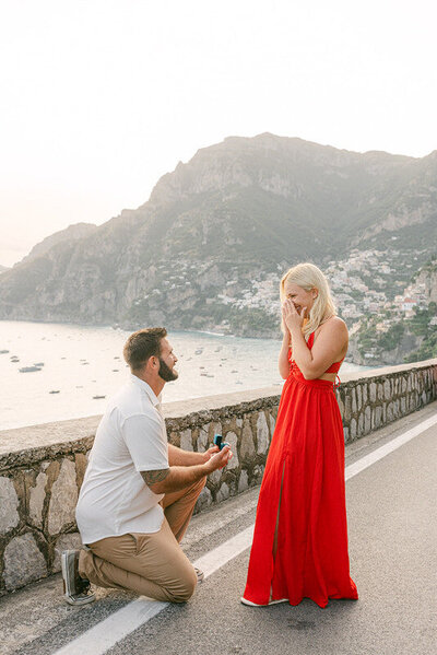 best_surprise_proposal_ideas_positano_photographer_amalfi_coast