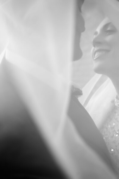 creative candid pittsburgh photojournalist wedding photographers