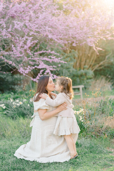 mom-and-daughter-spring-portraits