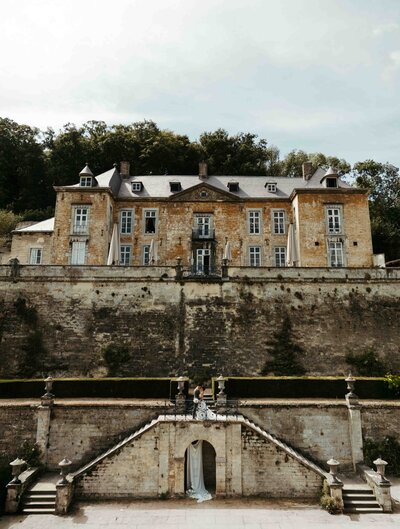 Get framed photography Chateau Neercanne wedding photography Europe international
