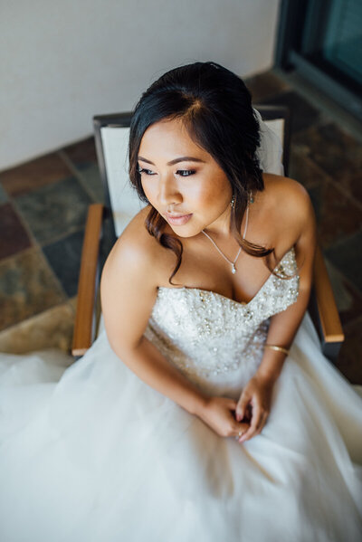 stunning big island wedding bride