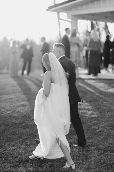 Lauren-Brandon-Wedding_JuliaDobosPhotography-660_websize