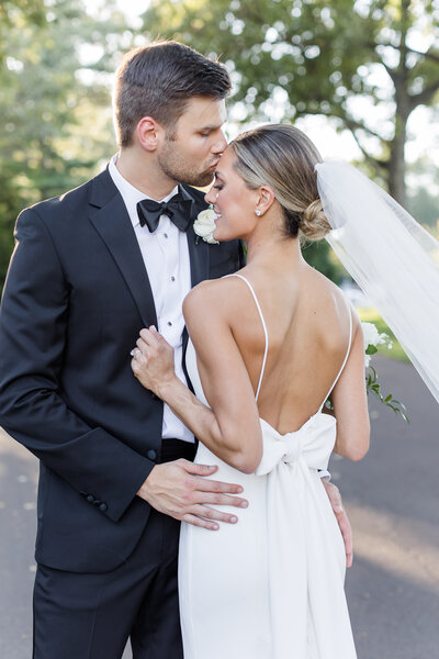 Hunter & Allison wedding sneak peeks 2024. Bella Faith Photography 26