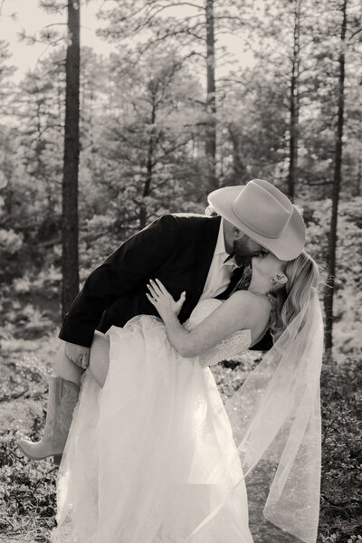 Artful storytelling and elegant wedding photography by Arizona photographer Moonlight Photography.