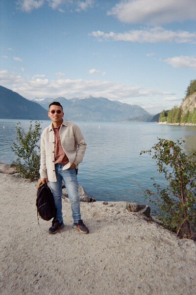 Toronto documentary wedding photographer Ryosuke Rui Photography.