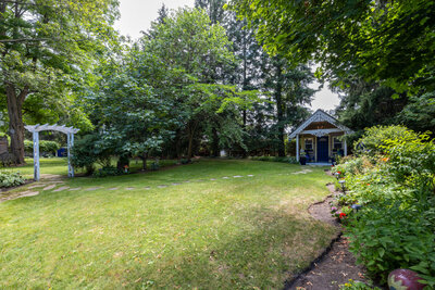 2640 Prestonvale yard (2)