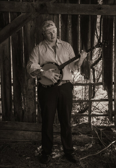 Jazz Musician posing in Printer's Alley, Nashville Tennessee.