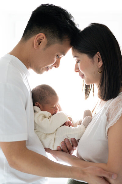 Photographe plaisance du touch de famille et de grossesse en studio et en extérieur. 