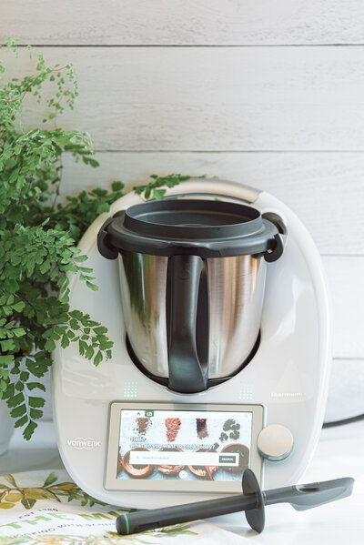 Thermomix® photo with spatula and plant
