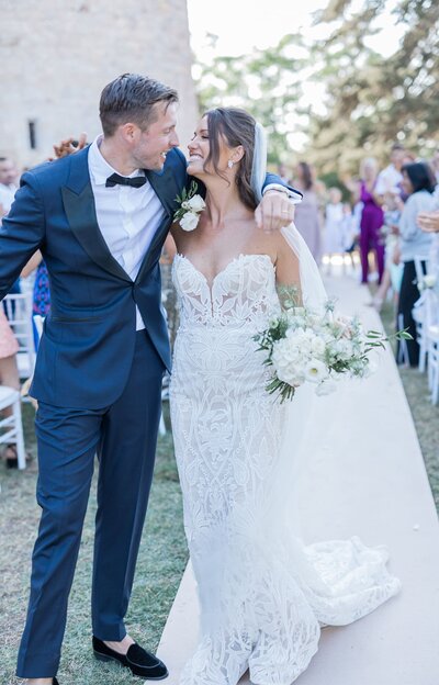 Photo mariage couple sous saule pleureur Normandie