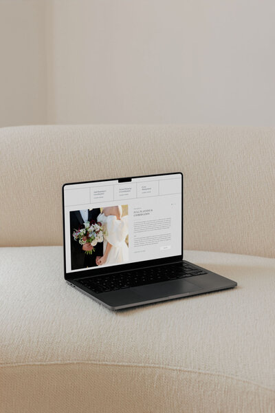 showit template customization mockup on laptop