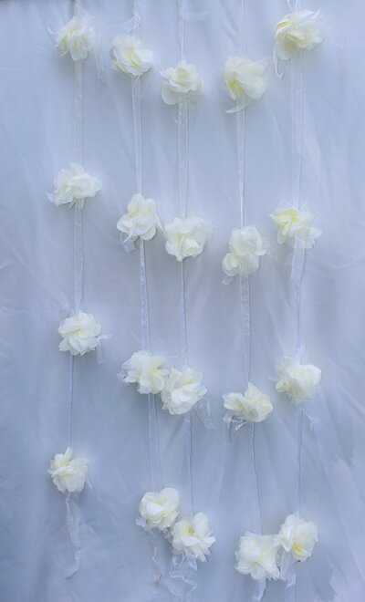 white garland to rent