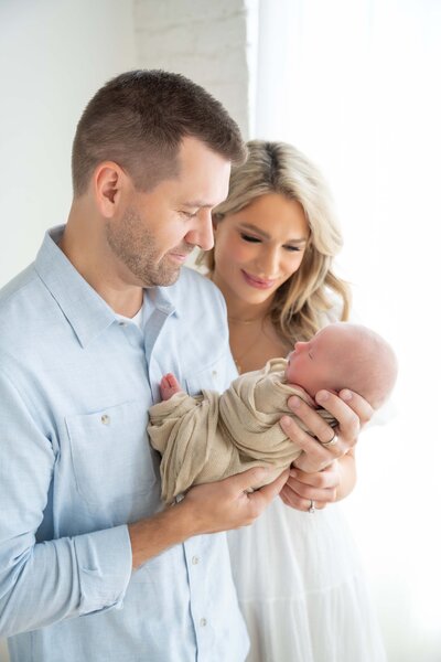 beautiful_newborn_photography-services-in-minneapolis