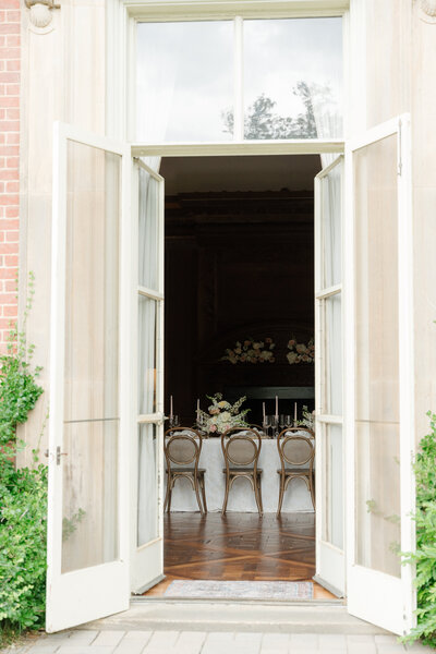 Atlanta & Destination Wedding and Couples Photographer