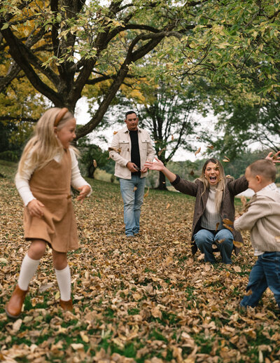 family and motherhood photographer documentary