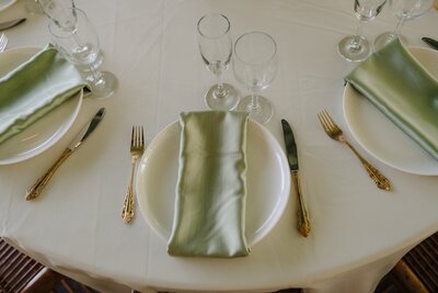 table setting florida wedding