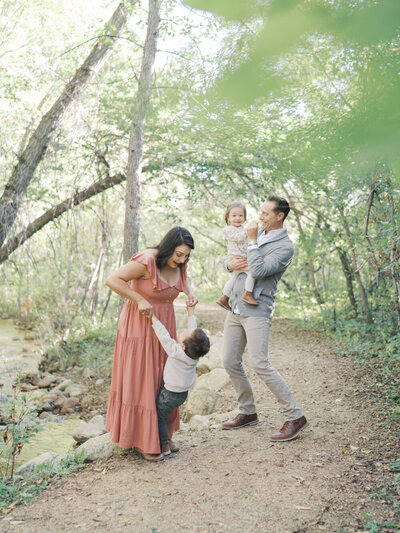 Colorado-Springs-Family-Photographer-Lauren-Bounds-Bear-Creek-Nature-Center-33
