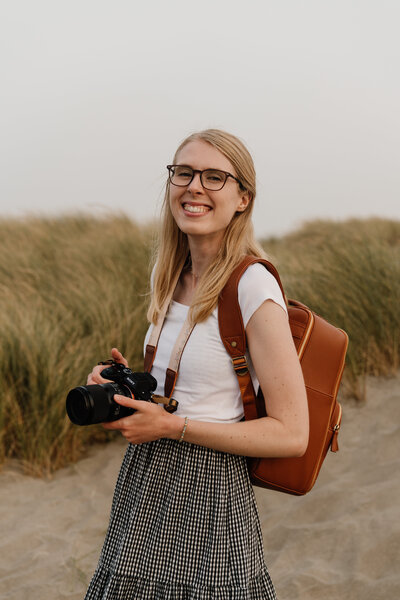 california photographer holding camera