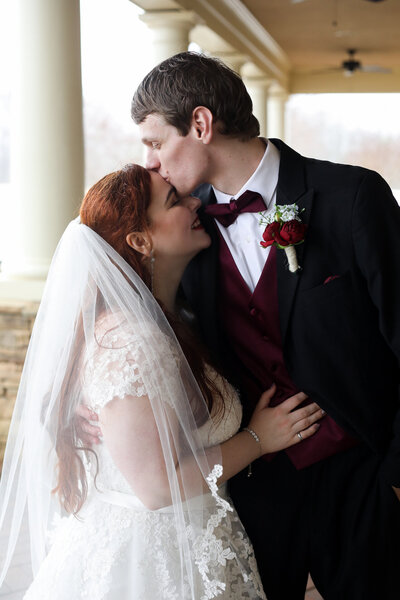 Liz fixes wedding dress
