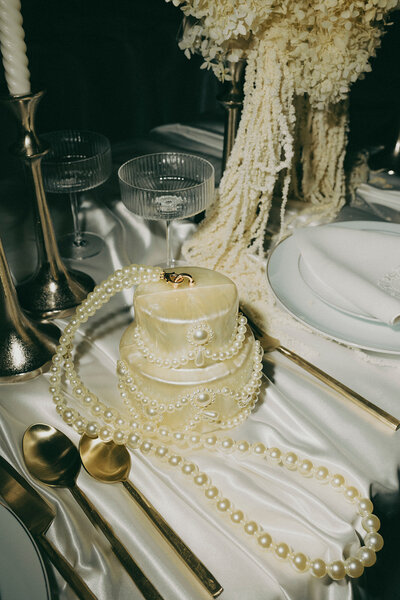 Vika Sokanoff Design is a full-service wedding floral design studio curating immersive designs with editorial, contemporary drama for the classic lovers. Based in Virginia Beach, VA