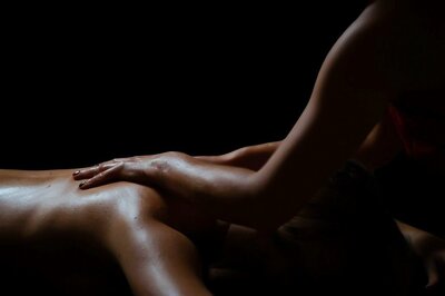 Lomi lomi massage