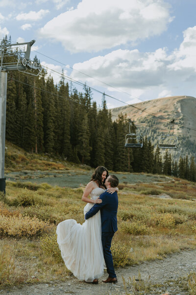 Jessica Frigge Photography is a Wisconsin Micro Wedding and Elopement Photographer