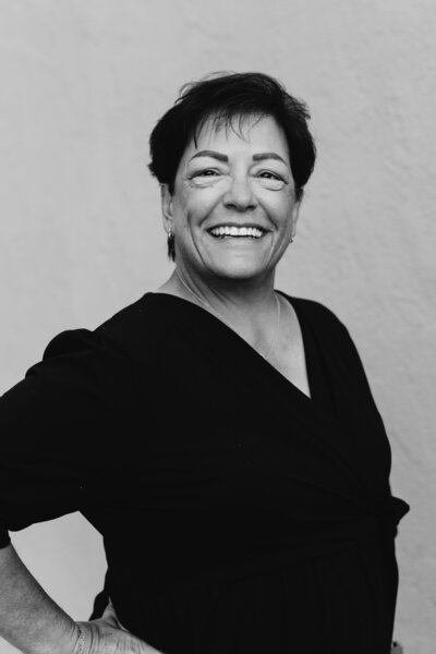 Older woman who is a happy customer of the LIVE BIG Collective